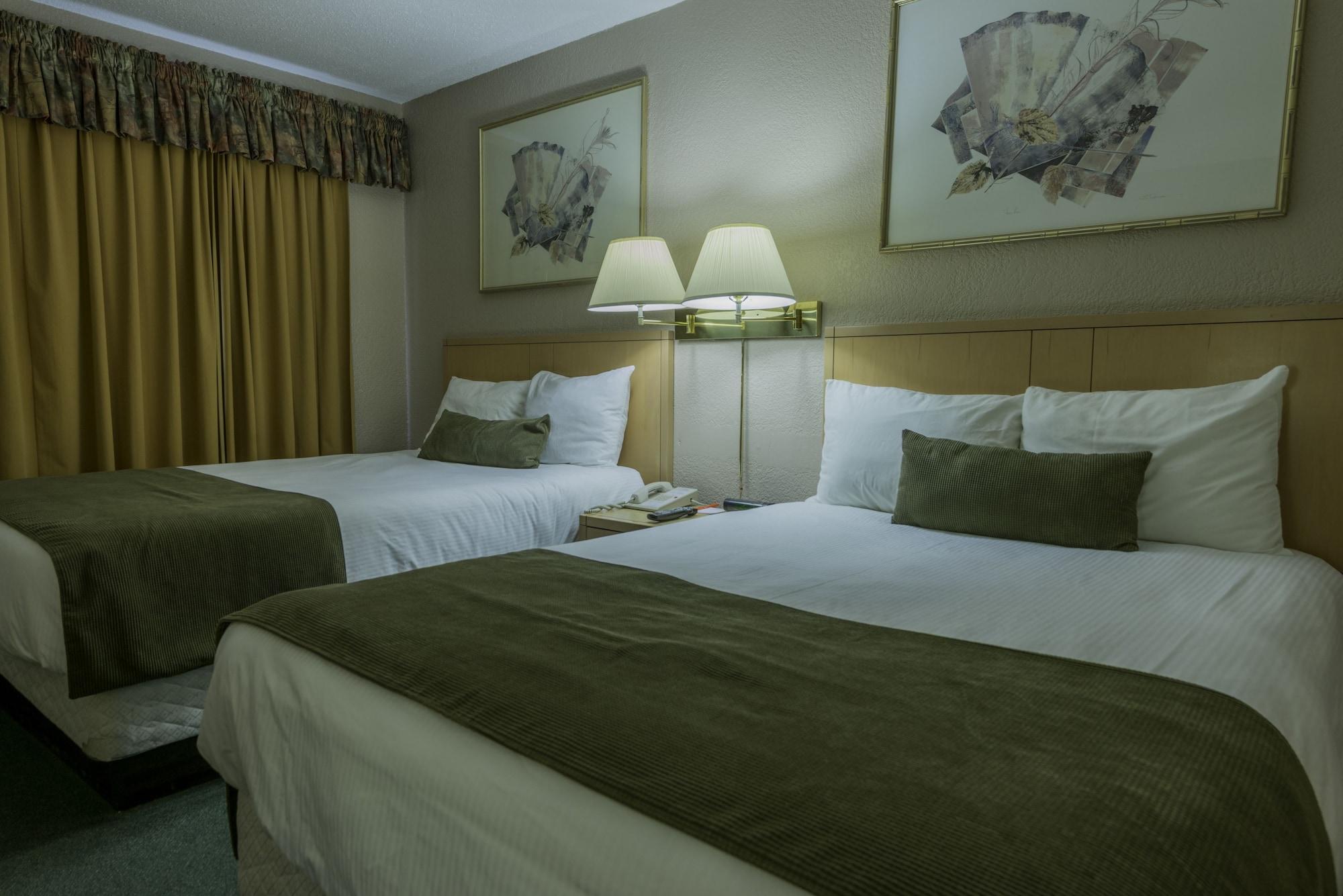 Howard Johnson By Wyndham Downtown Kamloops Ngoại thất bức ảnh